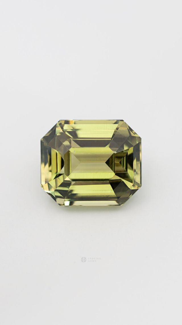 Natural Apple Green Chrysoberyl, Round