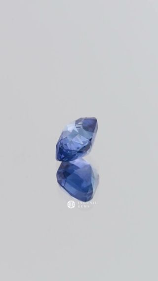Natural Blue Sapphire, Cushion thumbnail 5