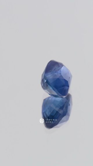 Natural Blue Sapphire, Cushion thumbnail 9