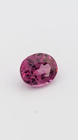 Natural Reddish-Pink Spinel, Round thumbnail 3