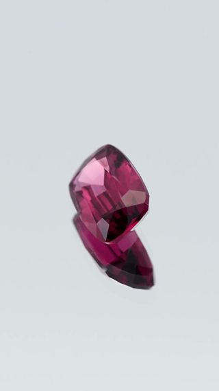 Natural Rhodolite Garnet Unheated thumbnail 4