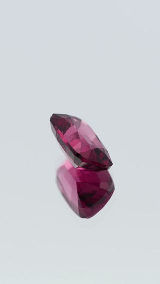 Natural Rhodolite Garnet Unheated thumbnail 8