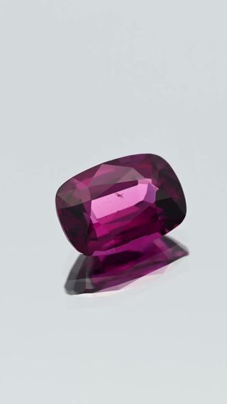 Natural Rhodolite Garnet Unheated thumbnail 2