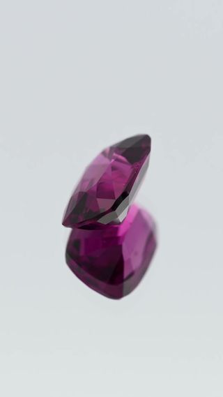 Natural Rhodolite Garnet Unheated thumbnail 5