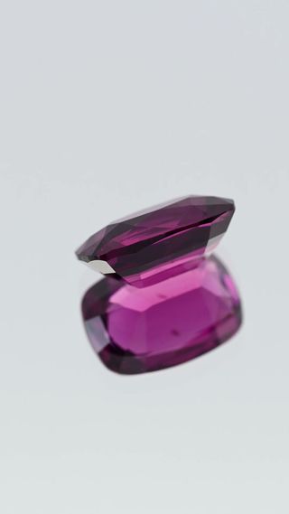 Natural Rhodolite Garnet Unheated thumbnail 6